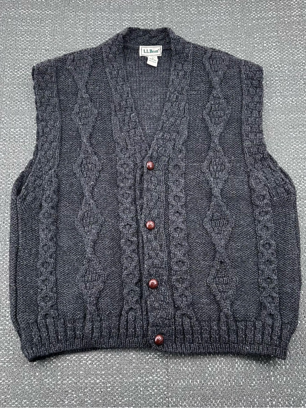 Vintage L.L. Bean 100% Wool Cable Knit Sweater Vest - Men’s